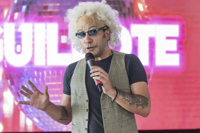 Contratar al PATO BENEGAS al 011 5452-1766 - Humor e Imitaciones Contratar al PATO BENEGAS al 011 5452-1766 - Humor e Imitaciones