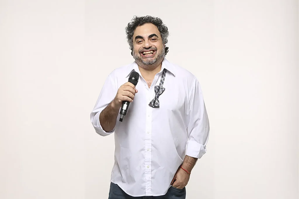 Contratar a ROBERTO MOLDAVSKY al 011 5452-1766 - Humorista