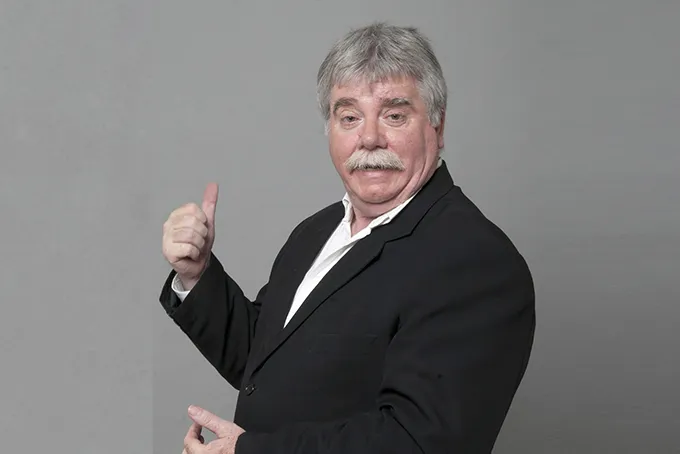 Contratar al GATO PETERS al 011 5452-1766 - Humorista Contratar al GATO PETERS al 011 5452-1766 - Humorista