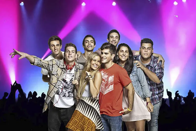 Contratar a ROMBAI al 011 5452-1766 - Banda en Vivo Contratar a ROMBAI al 011 5452-1766 - Banda en Vivo