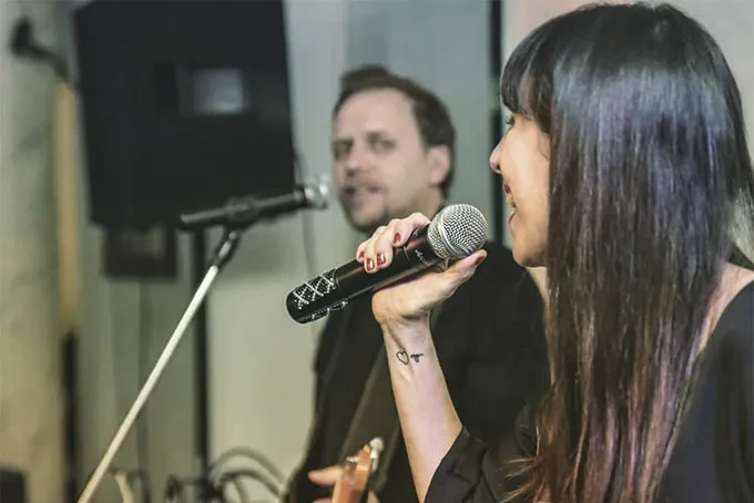 Contratar a SANTOS BUENOS AIRES al 011 5452-1766 - Dúo de Covers
