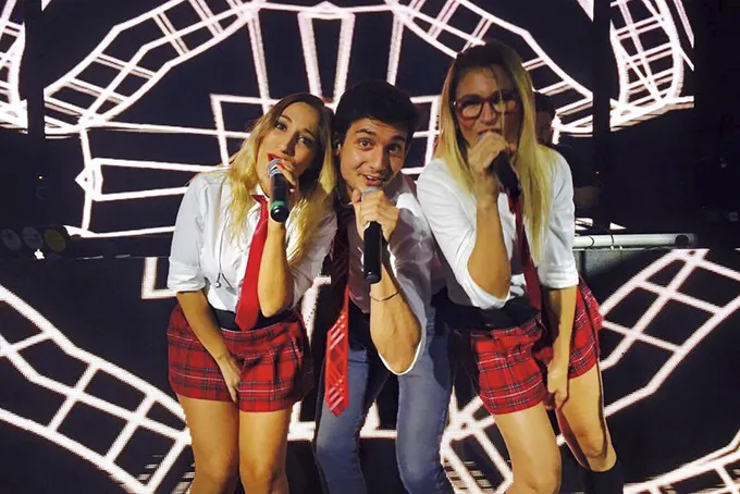 Contratar a VERSIONADOS al 011 5452-1766 - Bandas de Covers Contratar a VERSIONADOS al 011 5452-1766 - Bandas de Covers