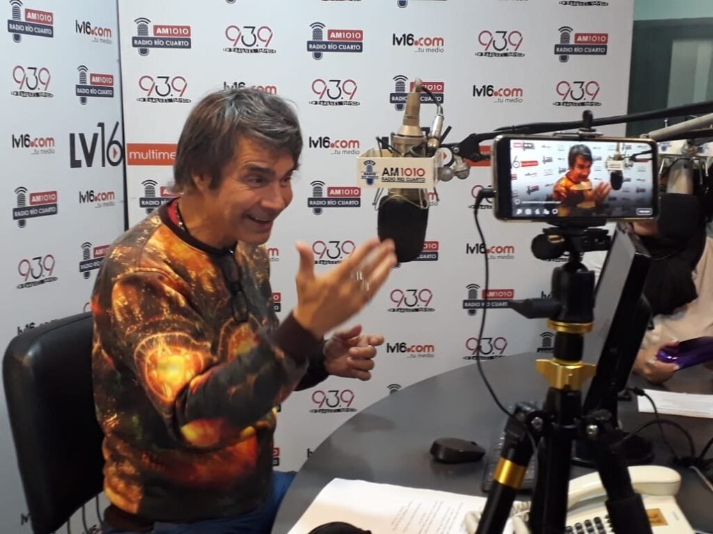 CLAUDIO MARIA DOMINGUEZ Contacto al: 011 5452-1766 / Charlas, Conferencias. CLAUDIO MARIA DOMINGUEZ Contacto al: 011 5452-1766 / Charlas, Conferencias.