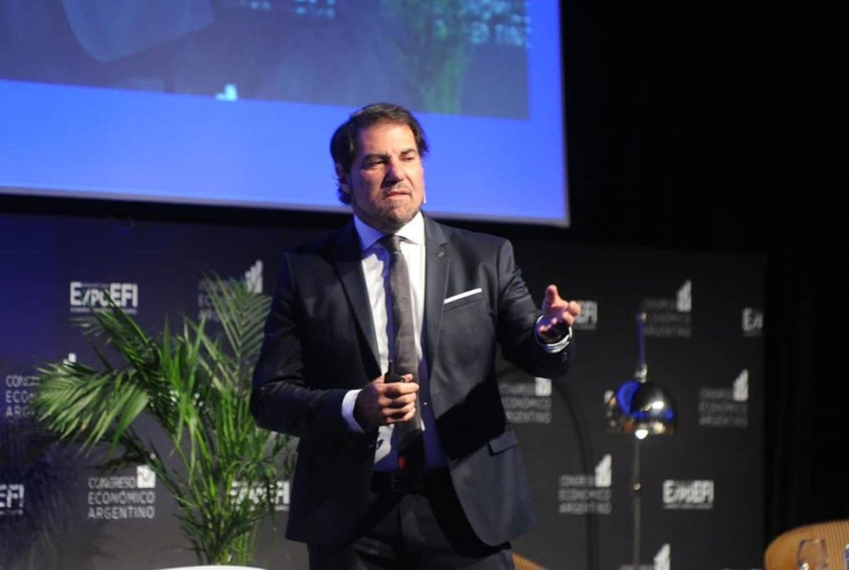 CLAUDIO ZUCHOVICKI Contacto al: 011 5452-1766 / Charlas, Conferencias y Capacitación.