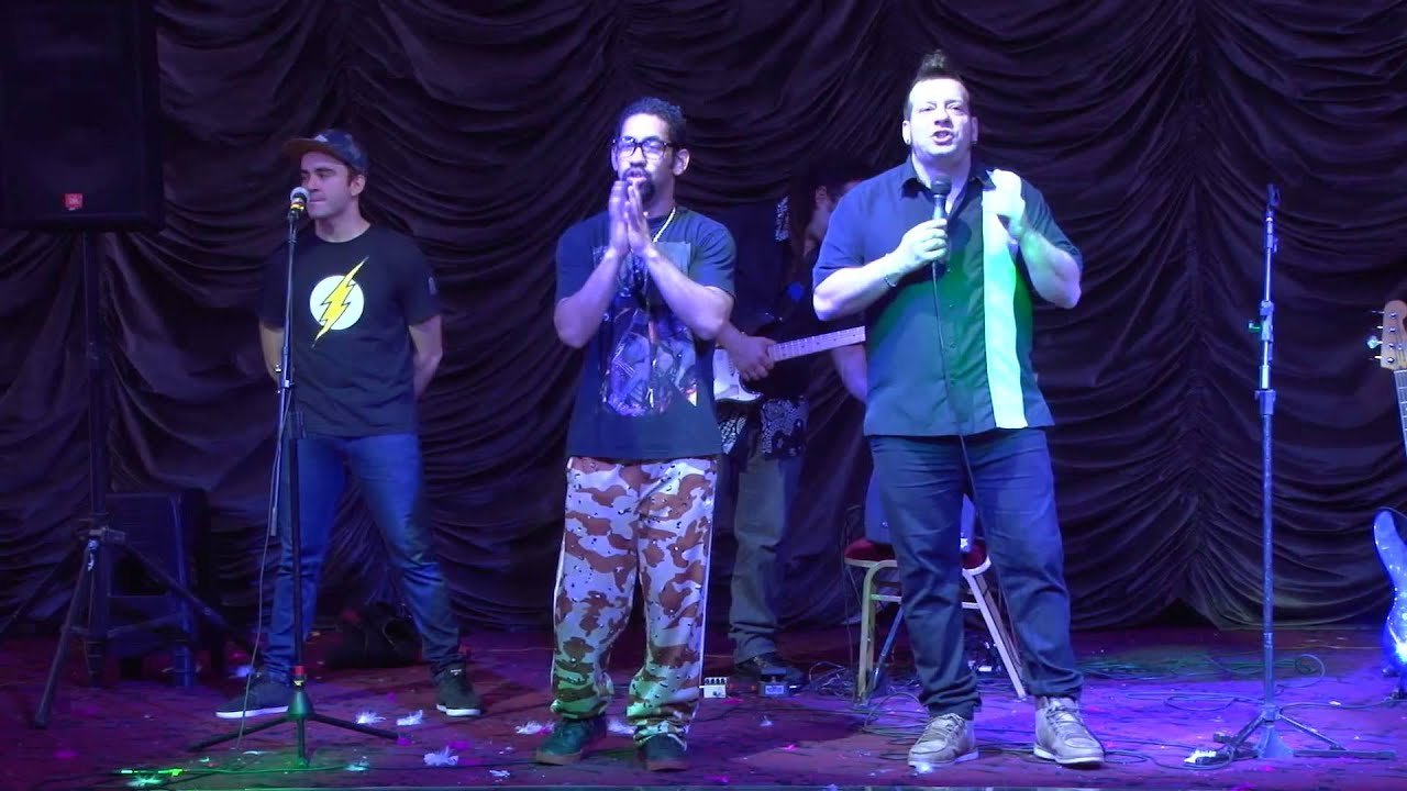 CIRKO MARISKO Contacto al 011 5452 1766 / SHOWS DE HUMOR PARA EVENTOS.
