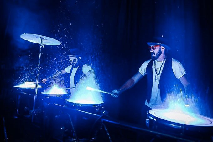 Contratar a HITMAN Contacto al 011 5452-1766 / Shows de Percusión