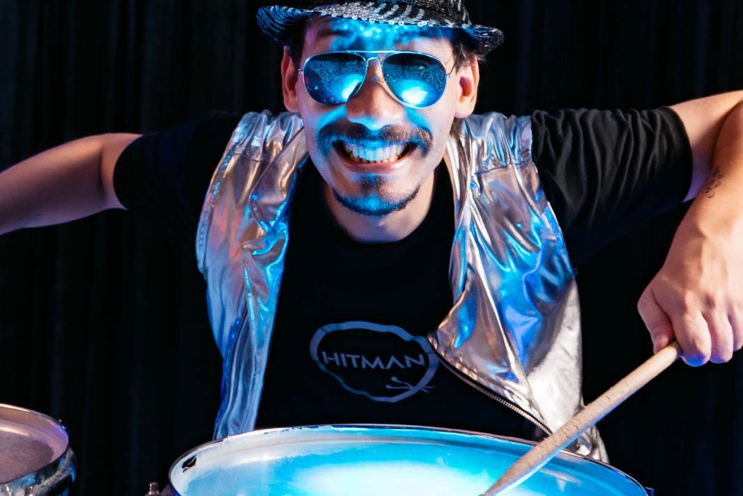 Contratar a HITMAN al 011 5452-1766 / Shows de Percusión