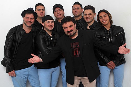Amar Azul contacto al: 011 5452-1766 Banda de Cumbia Amar Azul contacto al: 011 5452-1766 Banda de Cumbia