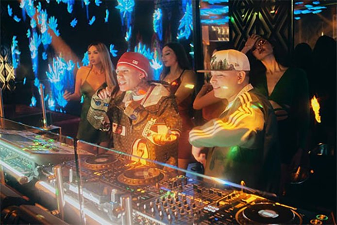 DJ Tao contacto al 011 5452-1766 / Djs en Vivo DJ Tao contacto al 011 5452-1766 / Djs en Vivo