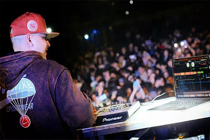 DJ Tao contacto al 011 5452-1766 / Djs en Vivo DJ Tao contacto al 011 5452-1766 / Djs en Vivo