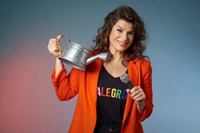 DALIA GUTMANN Contacto al: 011 5452-1766 / Humor y Stand Up