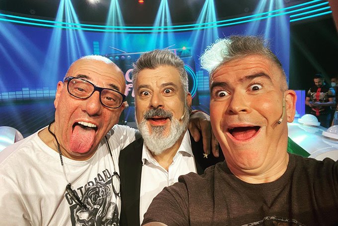 FERNANDO RAMIREZ Contacto al 011 5452-1766 / Humorista - Shows de Humor. FERNANDO RAMIREZ Contacto al 011 5452-1766 / Humorista - Shows de Humor.