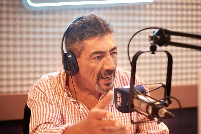 Contacto al 011 5452-1766 / Locutor JORGE FORMENTO Contacto al 011 5452-1766 / Locutor - Animación y Conducción de Eventos.