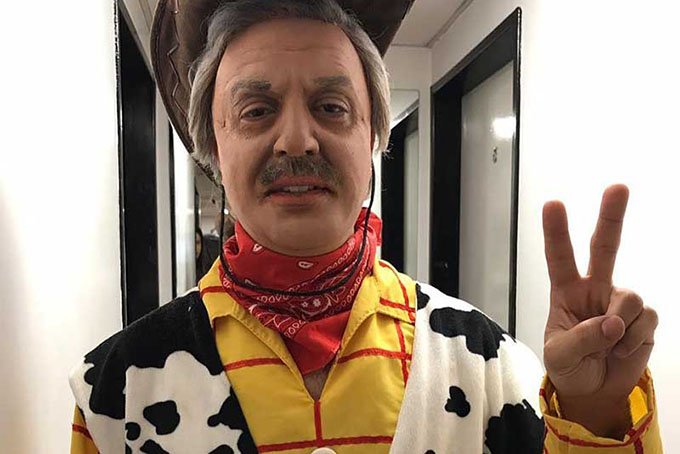 MAREKE Contacto al: 011 5452-1766 Humor E Imitaciones