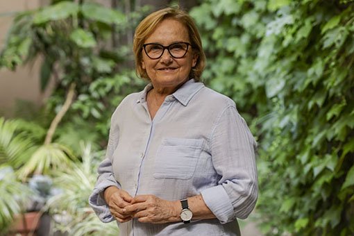 Contratar a DOLLI IRIGOYEN Contacto al: 011 5452-1766 / Charlas y Conferencias. Contratar a DOLLI IRIGOYEN Contacto al: 011 5452-1766 / Charlas y Conferencias.