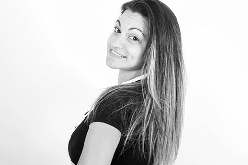 Contratar a AGUSTINA GUZ Contacto al: 011 5452-1766 / Charlas y Conferencias.